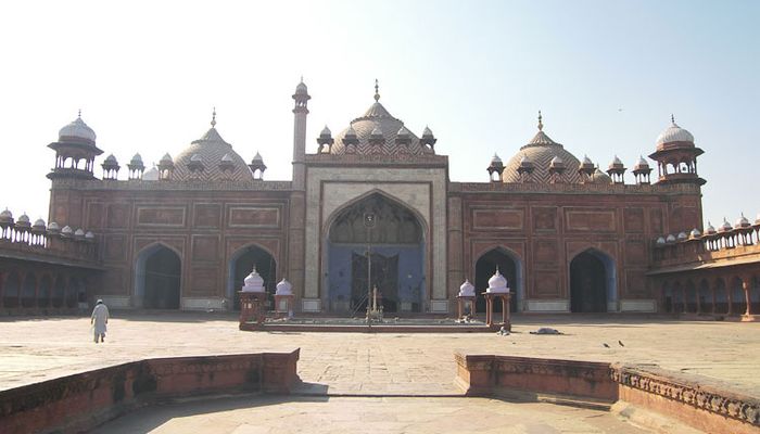 jama-masjid-agra