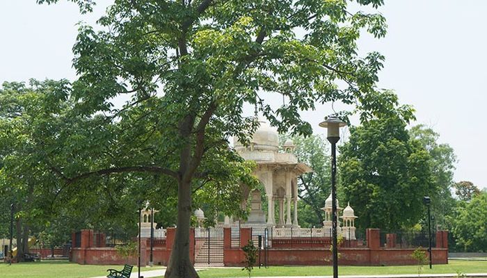 lucknow-Begum-Hazrat-Mahal-Park